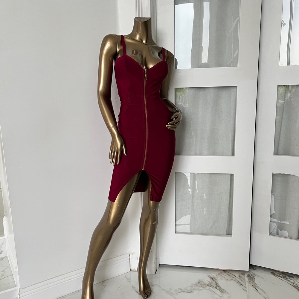 Hot Miami Styles Burgundy Mini Dress with Zipper